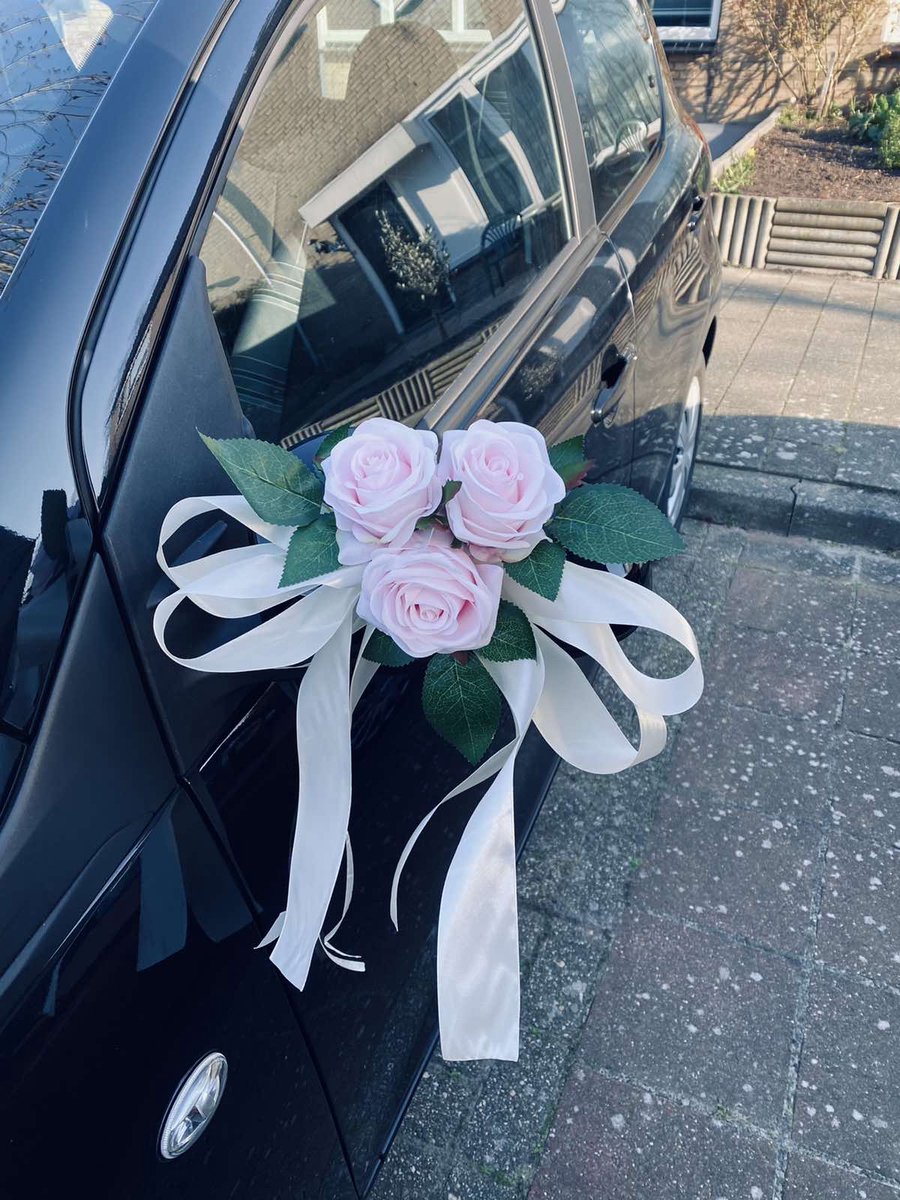 MIA LICHT ROZE Trouwauto Versiering Licht Roze Rozen met Linten - Bloemen op de Auto Bruiloft - Buitenspiegels Decoratie - Trouwerij/ Huwelijk/Bruiloft Decoratie/ Versiering Spiegel Auto/ Autoversiering voor Volgautos