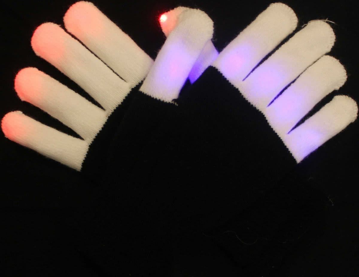 Handschoenen met ledverlichte vingertoppen met lange witte top OP=OP-AANBIEDING