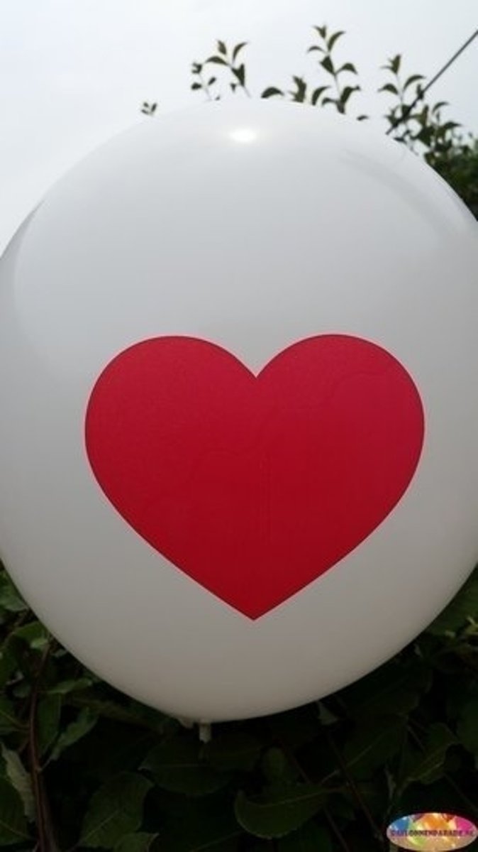 Witte ballon met rood hart 30 cm hoge kwaliteit - M-voordeelpak 25 stuks