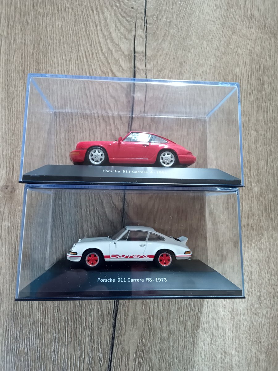 Porsche 2 x 1- Porsche 911 Carrera RS 1973 Wit 1:43 Editions Atlas 2 - Porsche 911 Carrera 4 1991 Rood 1:43 Editions Atlas 3 x Porsche 911 Collection , Alle 2 Mint in Box