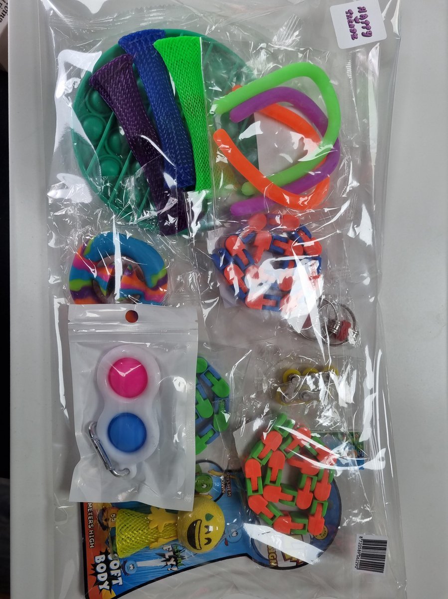 Happy Trendz® Fidget Toys Pakket - Set met 15 verschillende Fidget Toys: Wacky Tracks, Simple Dimple, Pop It Fidget, Flippy Chain, Monkey Noodles, Snapperz Rainbow,JUMP ELF / TIKTOK /