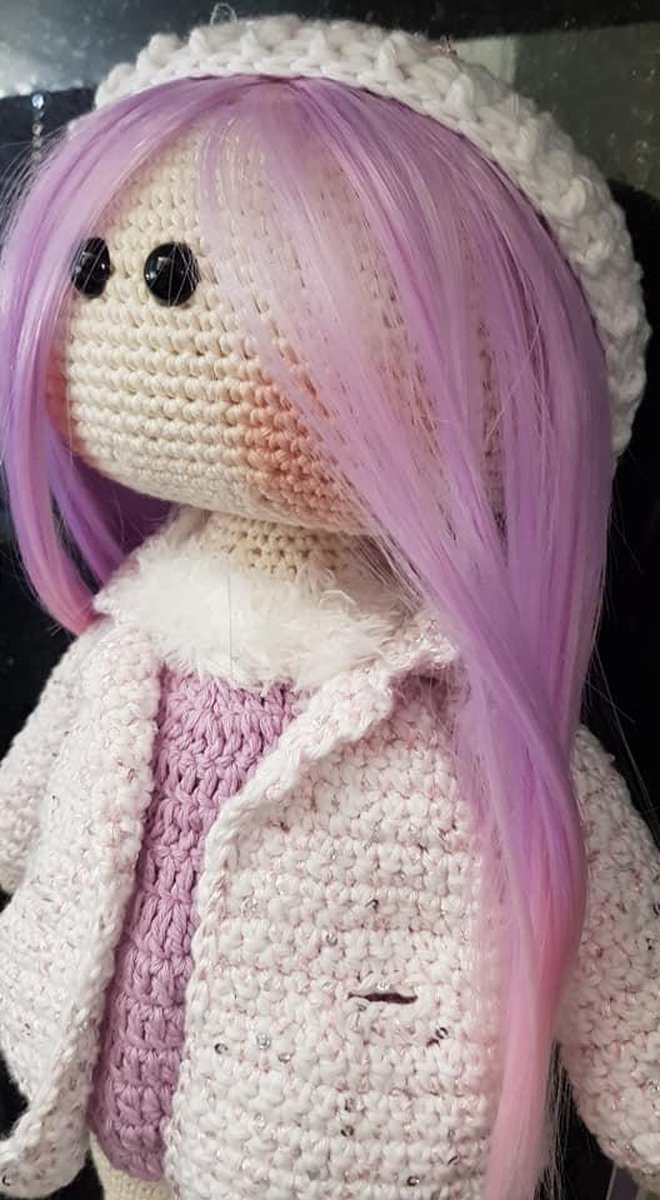 MIA doll  gebreid knuffel