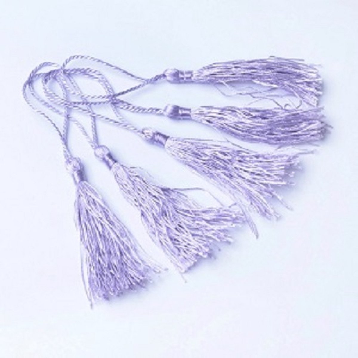 Tassels (kwastjes), 80x6mm (130mm met lus), lila, voor al uw creatieve ideeën. Verkocht per 50 stuks