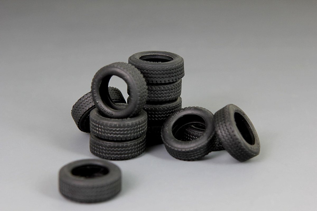 1:35 MENG SPS001 Tyres for vehicles or dioramas (4pcs!) Accessoires set