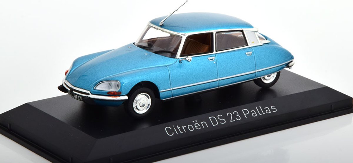 Citroen DS 23 Pallas Limousine 1974 Blauw Metallic 1-43 Norev