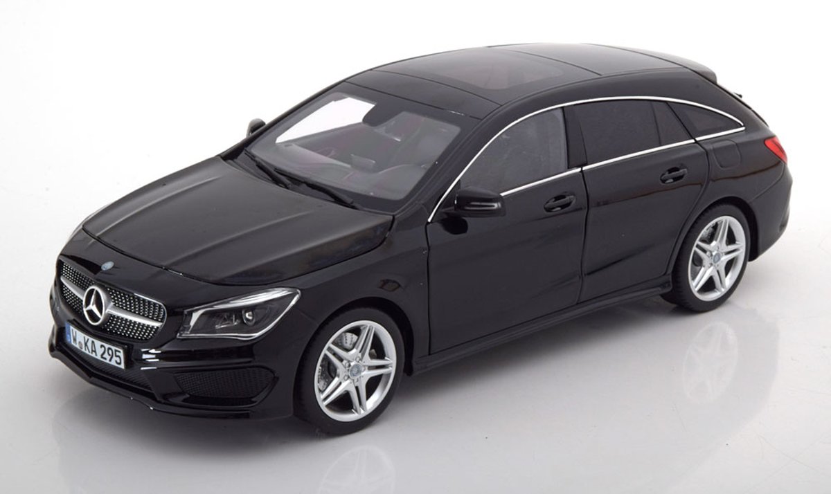 Mercedes-Benz CLA Shooting Brake 2015 Zwart 1-18 Norev