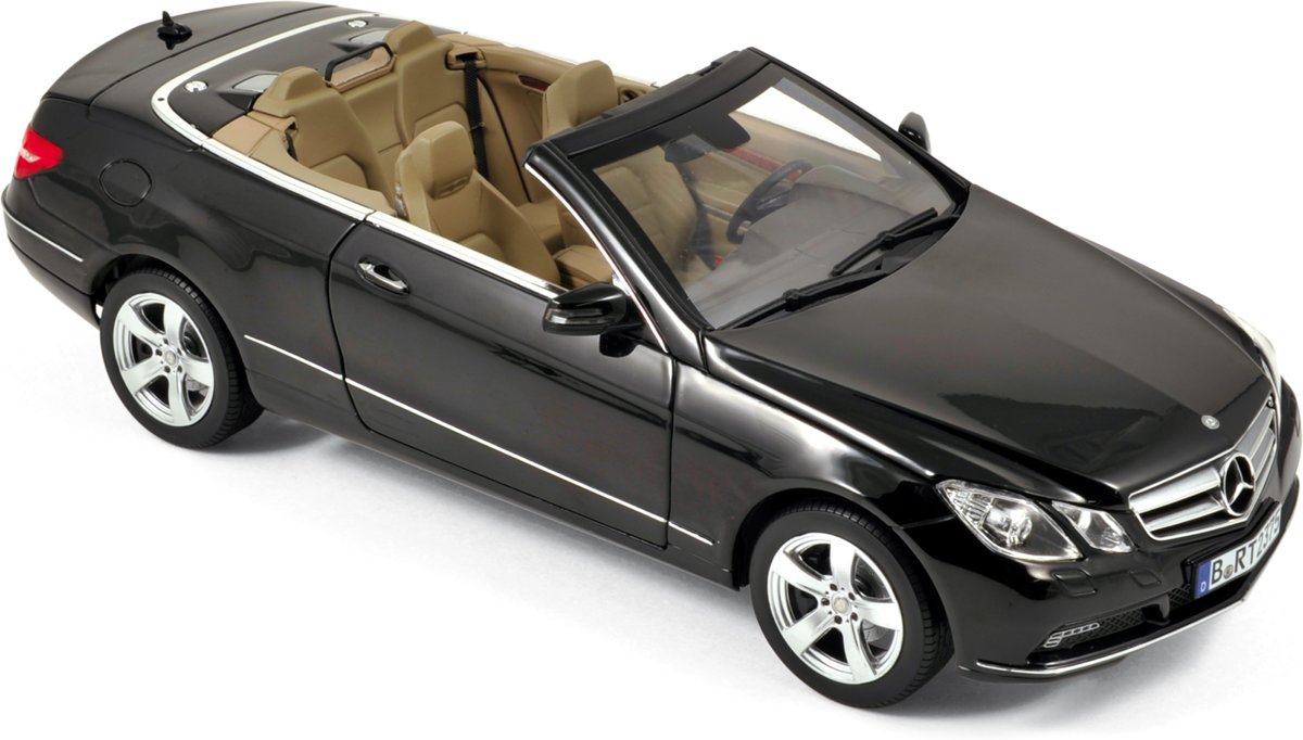 Mercedes-Benz E500 Cabriolet 2010 - Norev Model auto  1:18