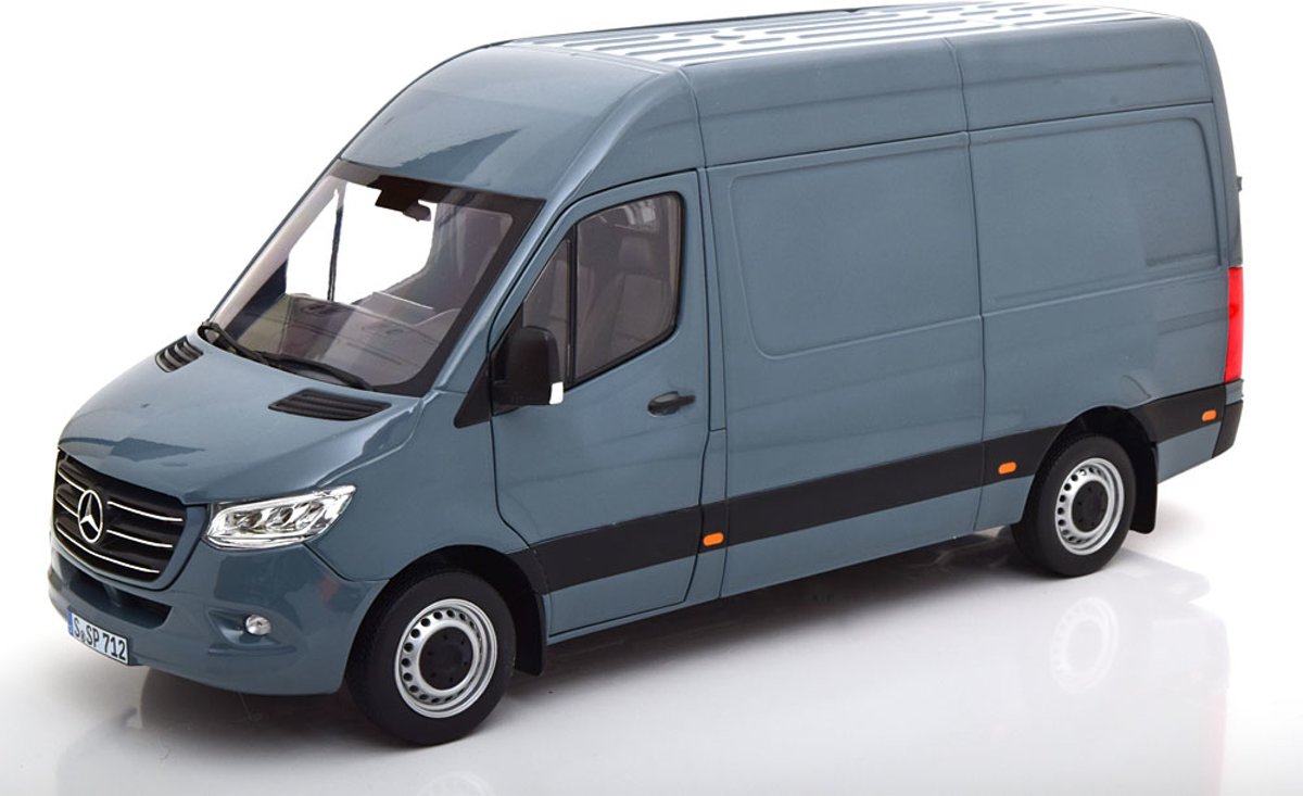 Mercedes-Benz Sprinter 2018 Blauwgrijs 1-18 Norev