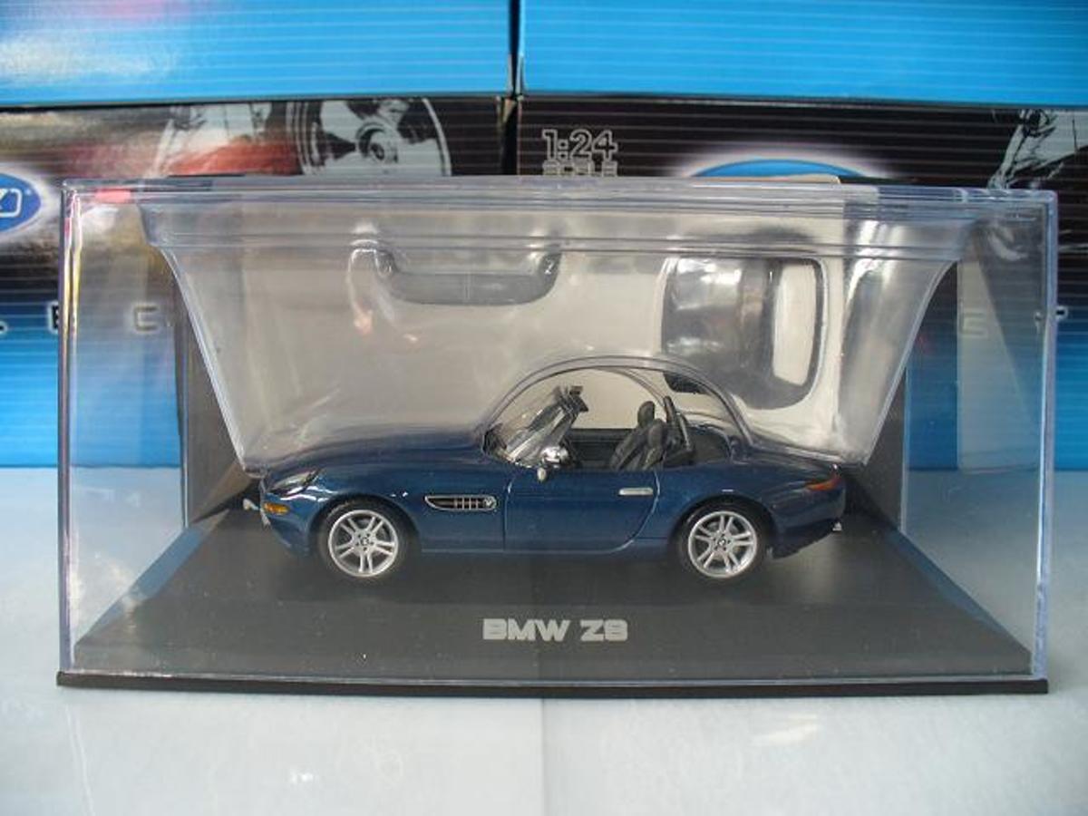 Norev 1/43 BMW Z8 Cabrio Blauw