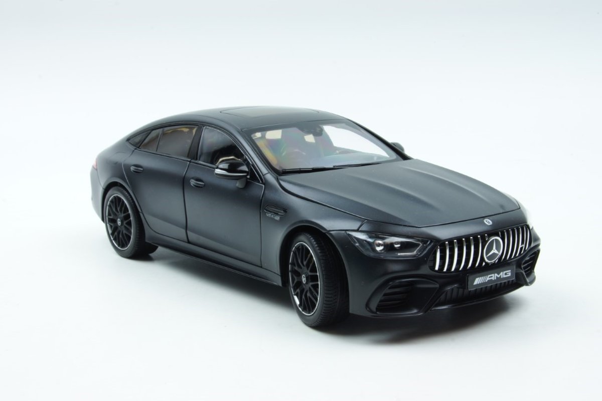 Norev Mercedes-Benz AMG GT 63 S Matic+ (X290) Grijs 1:18