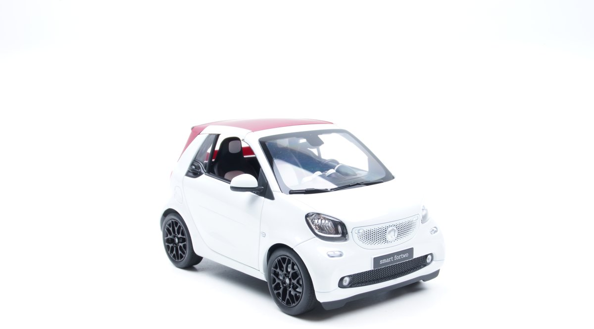 Norev Smart ForTwo Cabrio Softtop Wit 1:18