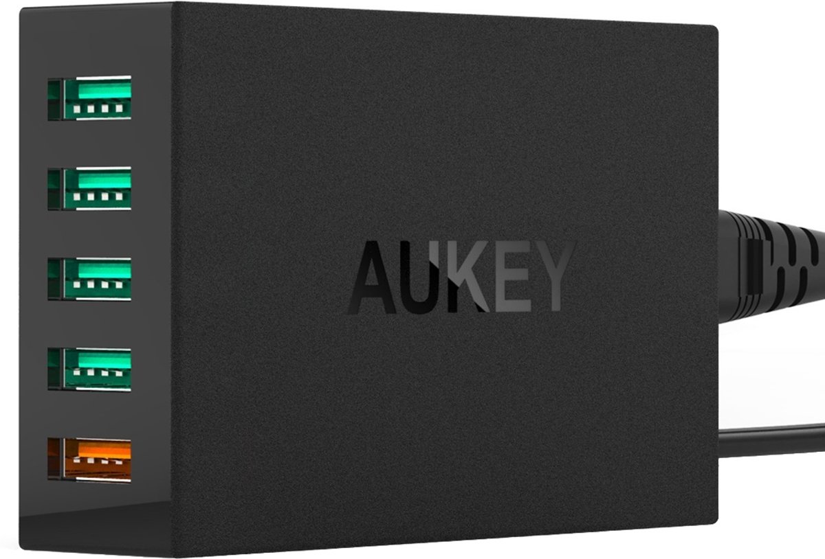 AUKEY PA-T1 5 poorten Quick Charge 2.0 Desktop USB-oplader, EU / US-stekker, voor iPhone / iPad / Galaxy / Huawei / Xiaomi / LG / HTC / Meizu en andere slimme telefoons (zwart)