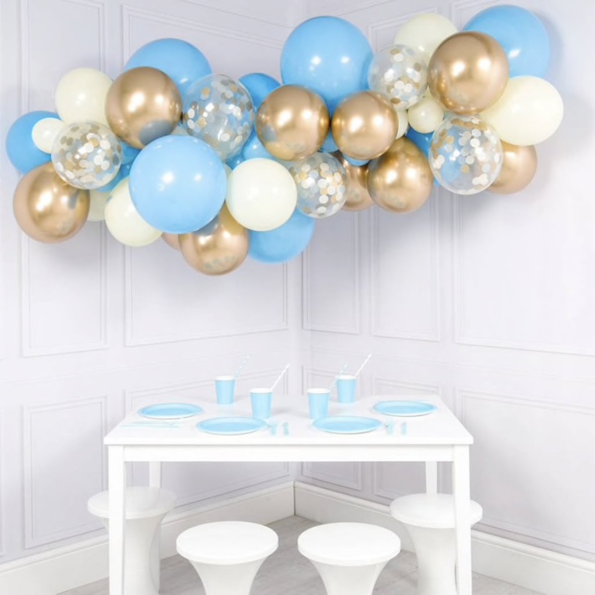 Luxe Ballonnen Boog Blauw, Chrome Goud & Wit - 41 Stuks – Confetti Ballonnen- Helium Ballonnen - Wedding Babyshower Verjaardag Party Decoratie Thema Feest Kinder Feestje Ballonnenboog